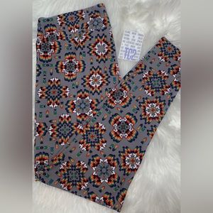New TC2 LULAROE DISNEY LEGGINGS